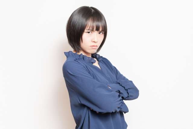 「女性はピンクが似合う。スイーツが好き」と決めつける上司に「ピンクを見ると虫唾が走ります」と伝えた結果 | キャリコネニュース