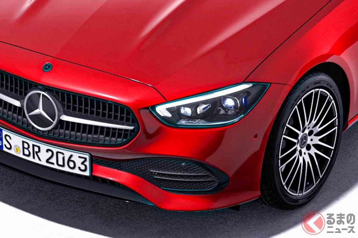 しょこたん、900万円の愛車ベンツ「Cクラス」披露！ 鮮烈レッドがカッコイイ！ CHANELバッグとのリンクコーデに「赤似合う」「かっこいい」と反響！ | くるまのニュース