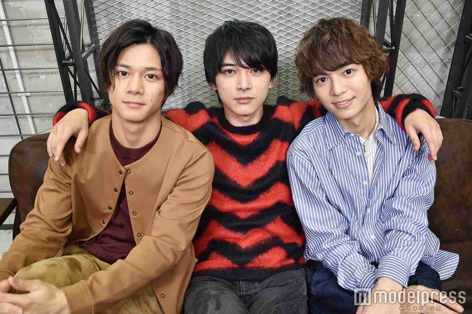 “かっこいいと言われすぎる人生”吉沢亮の伝説 後輩ハンサム溝口琢矢＆石原壮馬の証言「初めて会った時の衝撃」「サムネですら強い」 - モデルプレス