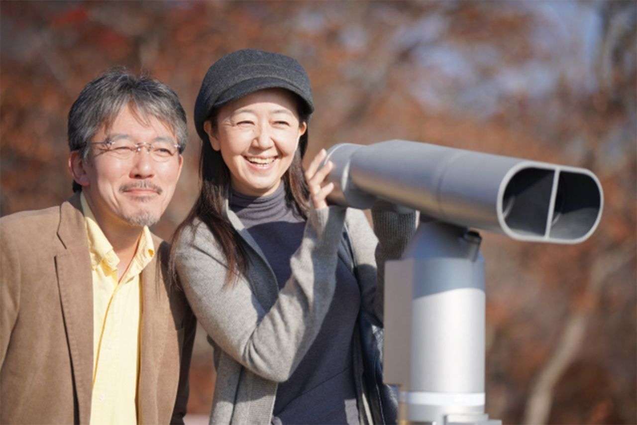 【熟年婚活最前線ナビ】平均年齢62歳の「バスツアー」で半数がカップルに、増加中“シニア婚活”専門家が解説 | 週刊女性PRIME