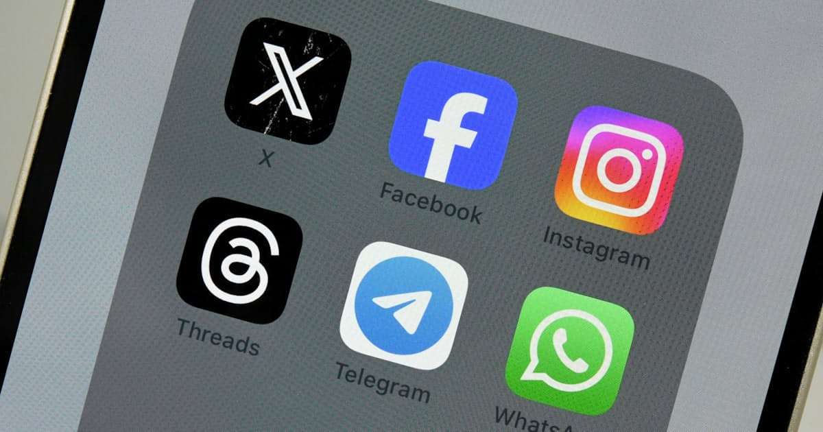 アメリカの35州、子供のSNS利用制限へ　「中毒性」広がる警戒 - 日本経済新聞