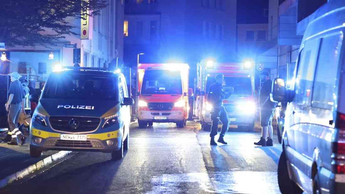 刃物による襲撃で３人死亡、４人負傷　容疑者は逃走　ドイツ西部 - CNN.co.jp