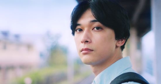 『ぼくが生きてる、ふたつの世界』 - 映画レビュー