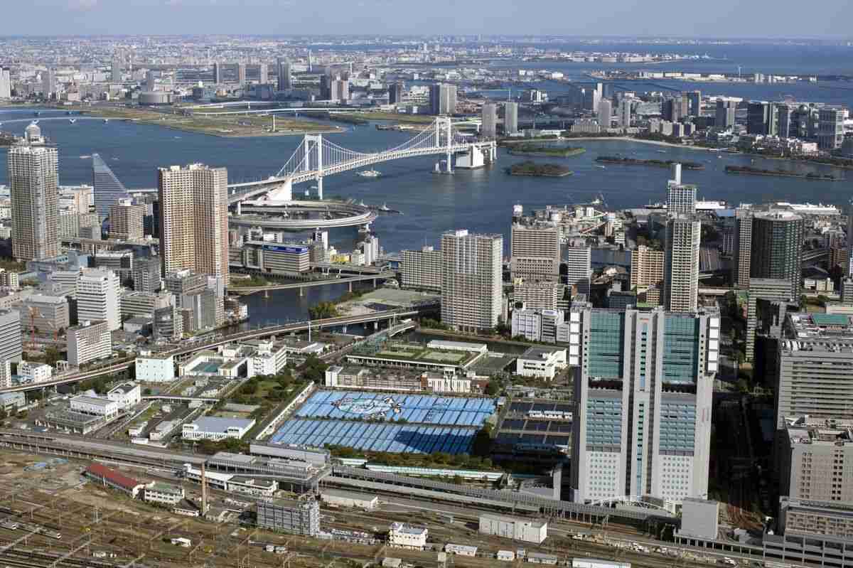 五輪会場となる東京湾の水質問題、悪臭への不安残るまま本番入りか - Bloomberg