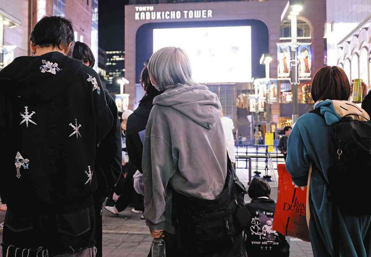 トー横家出の小6女児に暴行　不同意性交疑いで男逮捕　警視庁が注意呼びかけ　女児、1日で3人の男から被害：東京新聞 TOKYO Web