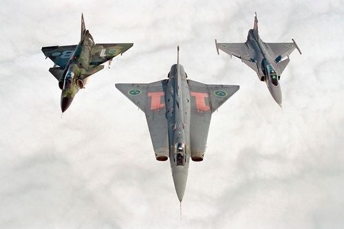 『ひるおび』終戦記念日に放送した“戦闘機特集”に異論噴出「よりによって今日する？」