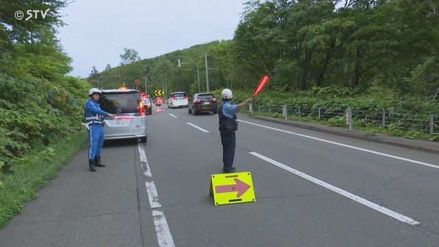 中国人観光客が乗っていたレンタカーと乗用車が衝突　重傷１人を含む５人がけが　北海道芦別市（STVニュース北海道） - Yahoo!ニュース