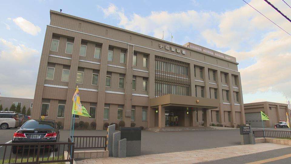 「入居者が暴れている」共用のマヨネーズの使い方めぐり、注意した女性職員の顔を何度も…施設から通報、その場で逮捕の72歳「叩いていない」と否認（HBCニュース北海道） - Yahoo!ニュース