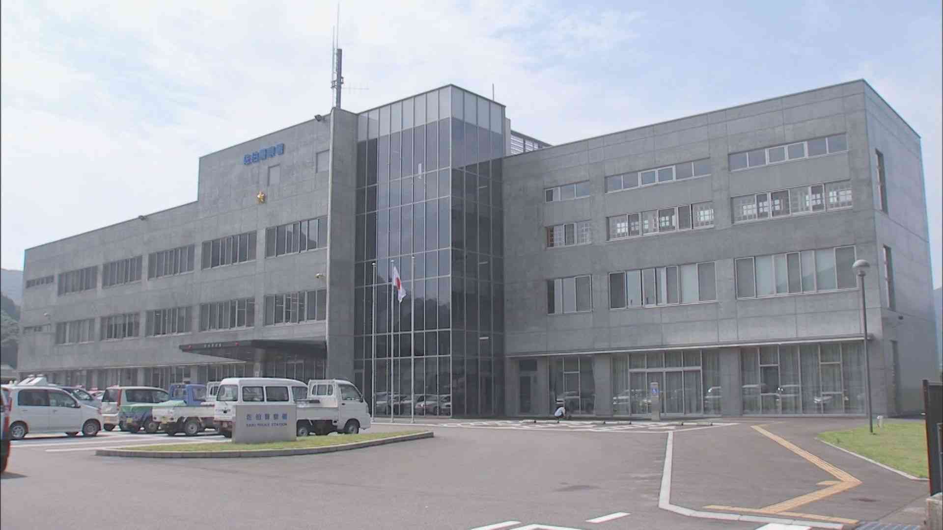 40代女性のスカートの中を盗撮した疑い　61歳歯科医師の男を逮捕　大分（OBS大分放送） - Yahoo!ニュース