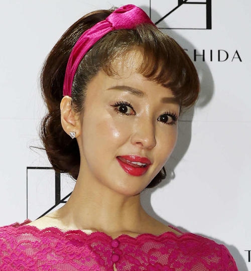 神田うの　ウィーンで夫がサプライズで馬車を用意　一人娘も大喜び！ - 芸能 : 日刊スポーツ