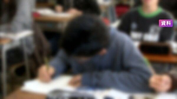 子どもの近視は小1～進行に注意を…視力0.3未満は小1約1％も中3では約3割に　文科省が実態調査｜FNNプライムオンライン