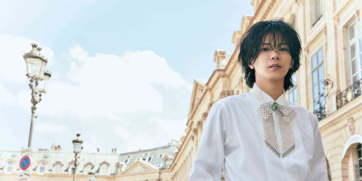 Number_i 神宮寺勇太とMIKIMOTOが結ぶ、愛らしいパリの物語｜ハーパーズ バザー（Harper