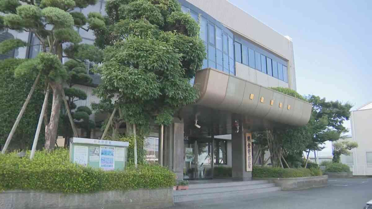「妻が娘から胸か腹部を刺された」母親は病院搬送後に死亡　殺人未遂の容疑で娘を現行犯逮捕　