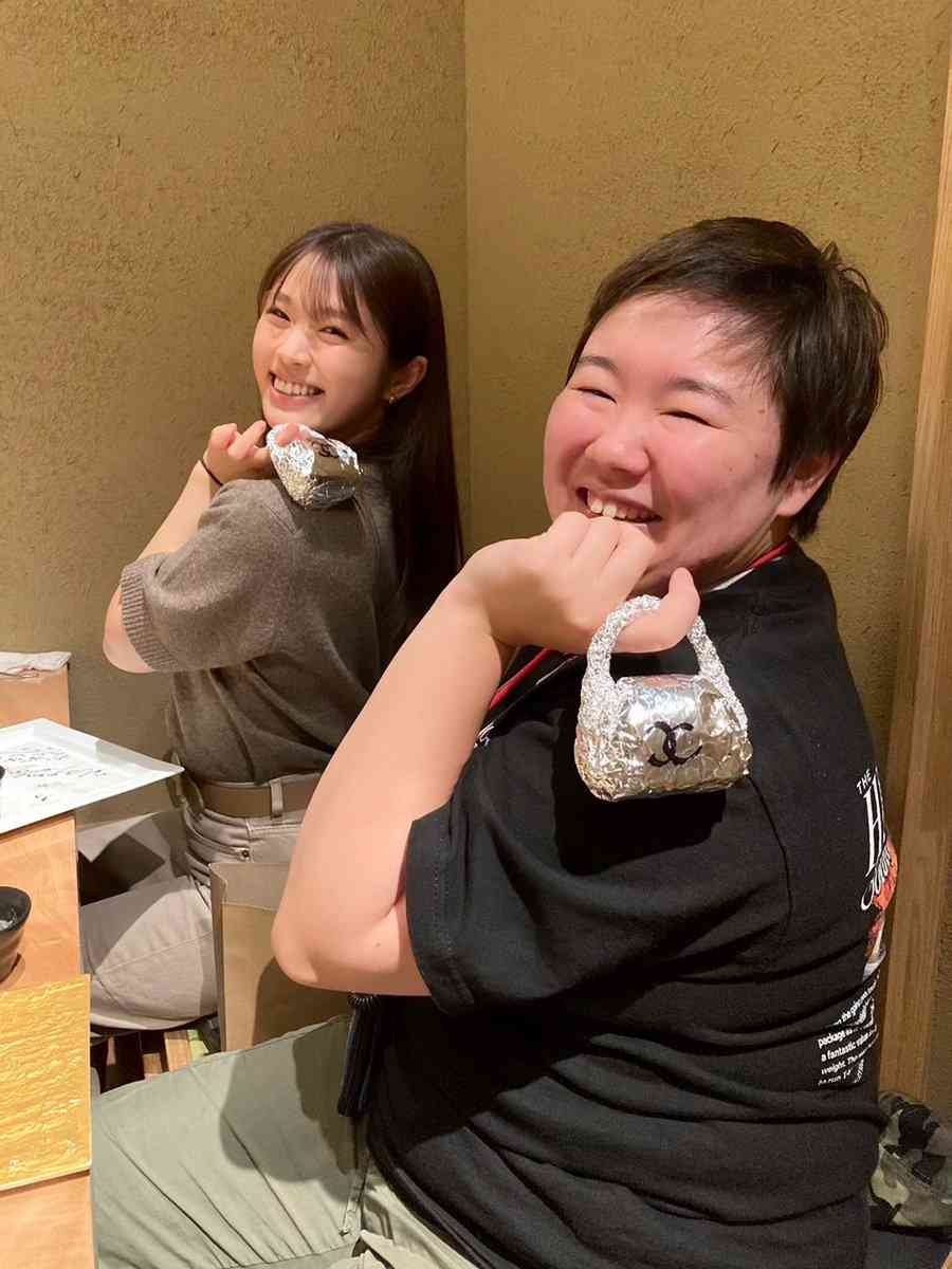 渋谷凪咲、“シャネル”のおにぎり公開 飲食店の粋なサービスに「センスいい!」の声