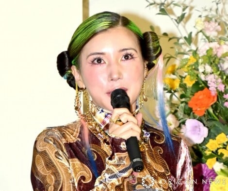 朝ドラ『おむすび』初週完成会見に橋本環奈ら米田一家集合 平成の食卓シーンにも注目「すごく面白かった」