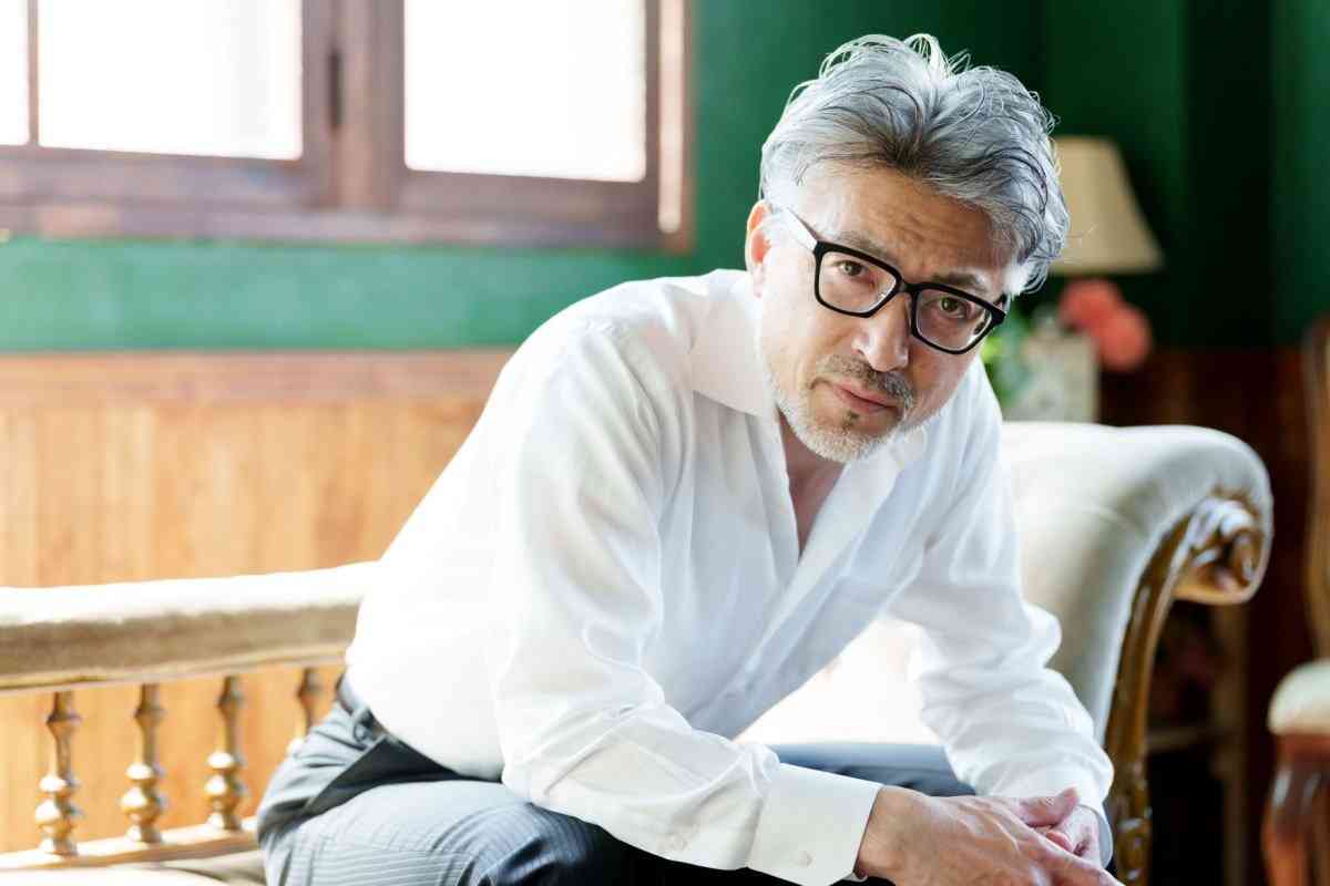 子どもから「50歳代からでも新NISAを始めた方が良いよ」と勧められました。さすがに50歳代からの投資は遅いですか？ 積立金額別に築ける資産をシミュレーション | LIMO | くらしとお金の経済メディア
