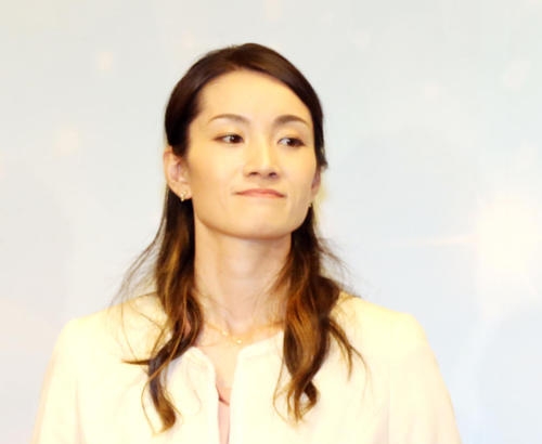 日本スケート連盟の荒川静香副会長が任期満了で退任「今後も貢献できるように努めていきたい」 - フィギュア : 日刊スポーツ