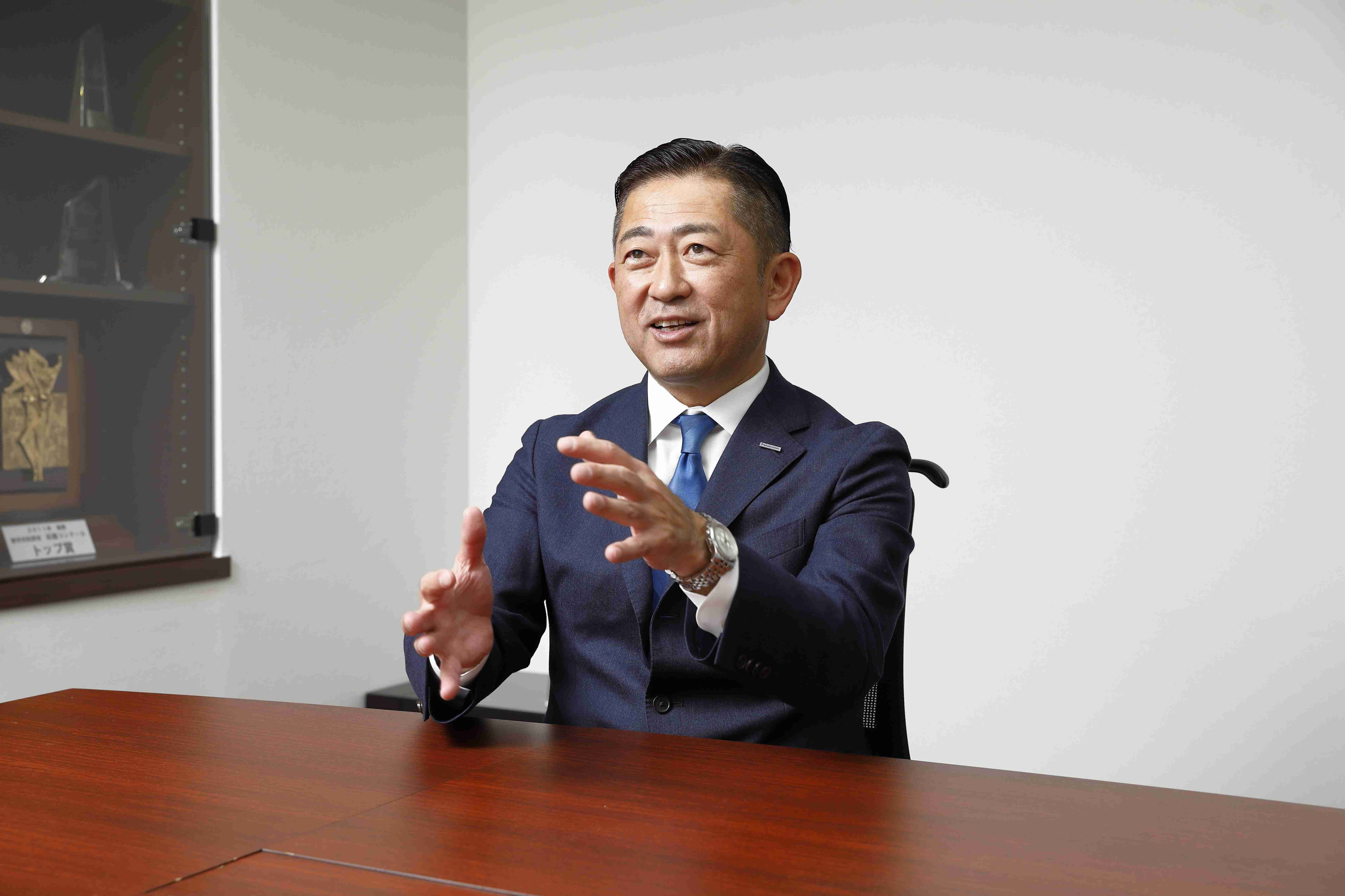大阪ブルテオンでの大胆なリブランディングやアジア戦略、さらには夢のスポーツバーまで　パナソニック スポーツ久保田剛社長にインタビュー！ | VICTORY