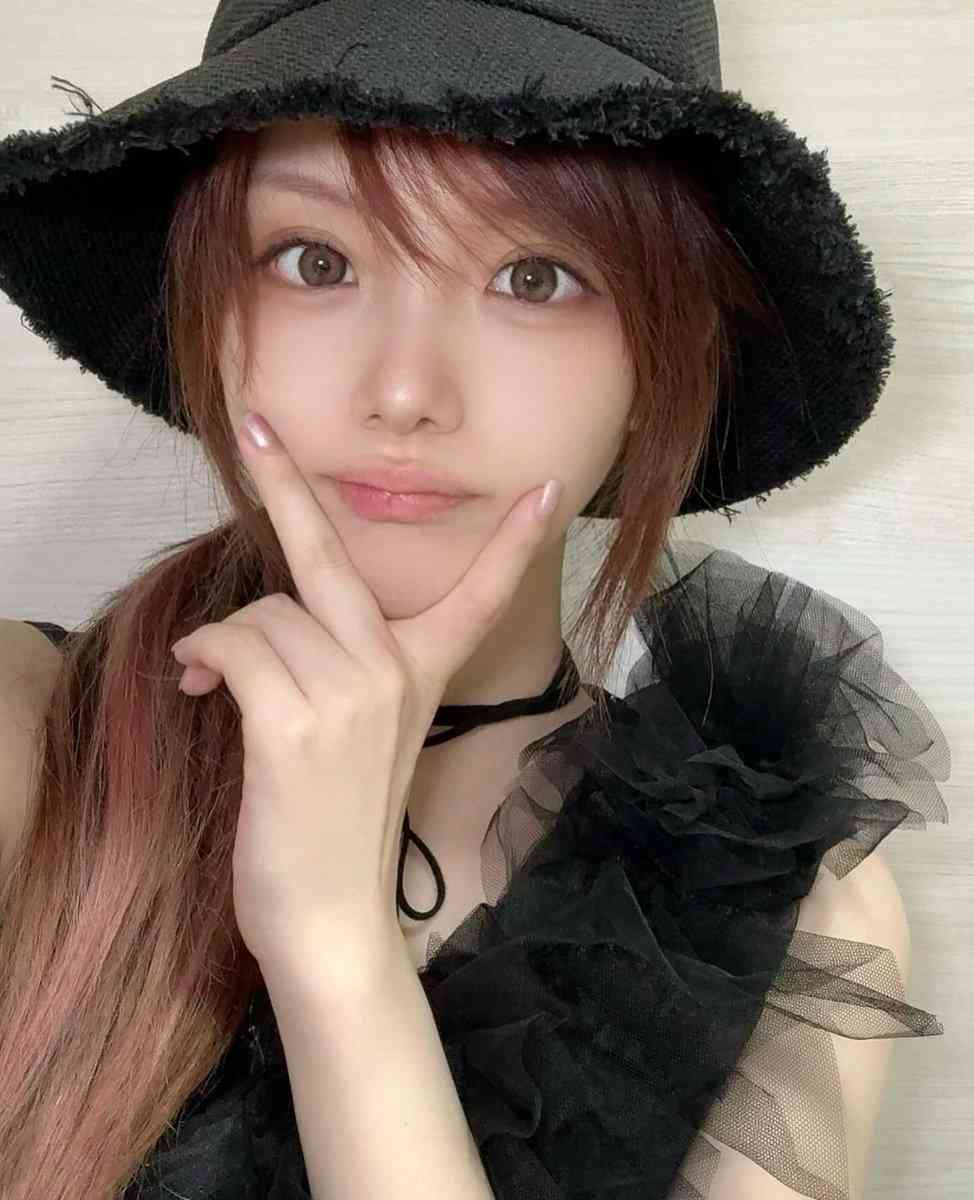 結婚&妊娠発表の元モー娘。田中れいな ふっくらお腹のショット公開 厚底靴に心配の声も