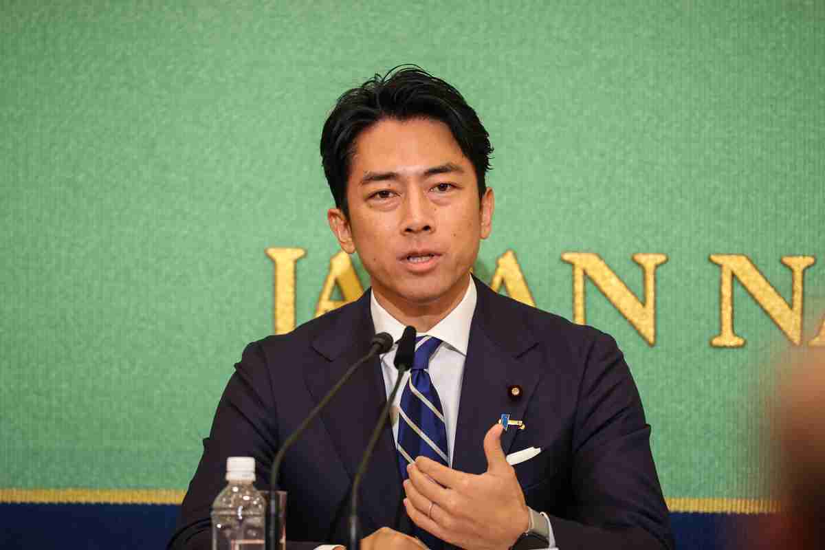 改憲「一気に国民投票へ」　小泉氏、仮定質問に発言　自民総裁選（時事通信） - Yahoo!ニュース
