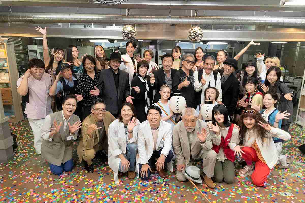 芸能人の集合写真を貼るトピ