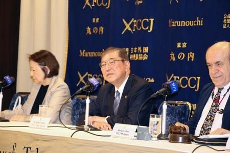 石破氏、消費税減税を否定　夫婦別姓「早期実現を」：東京新聞 TOKYO Web