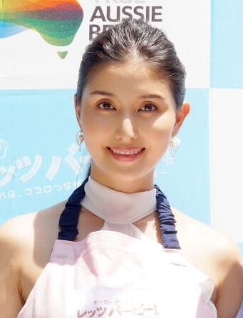 橋本マナミ40歳、イメチェン姿に騒然「大成功」髪バッサリで「ショートもかわいい」2児の母