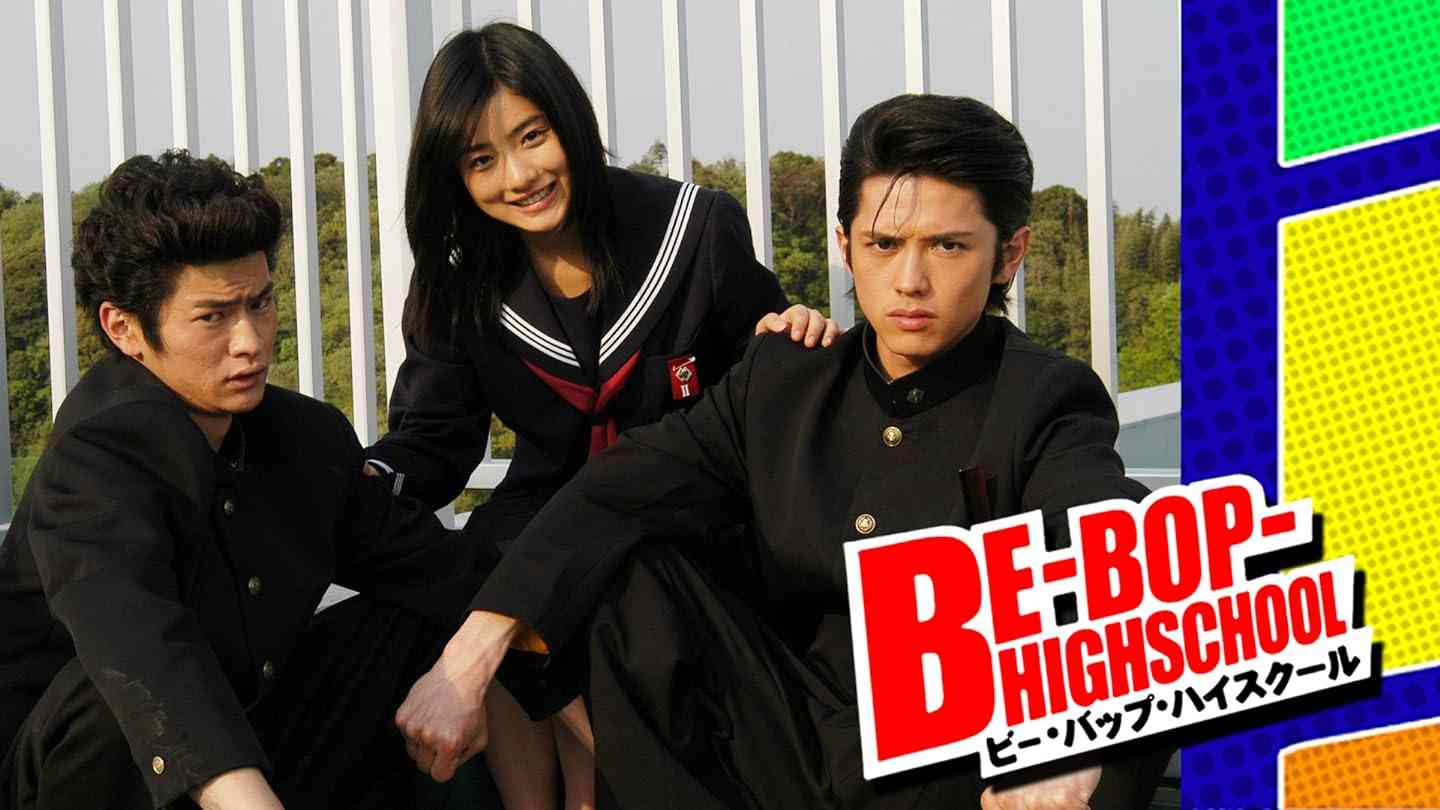 石原さとみ、自然体の魅力&洗練された美しさを凝縮 2年ぶりカレンダーの表紙・中面ビジュアル一部公開