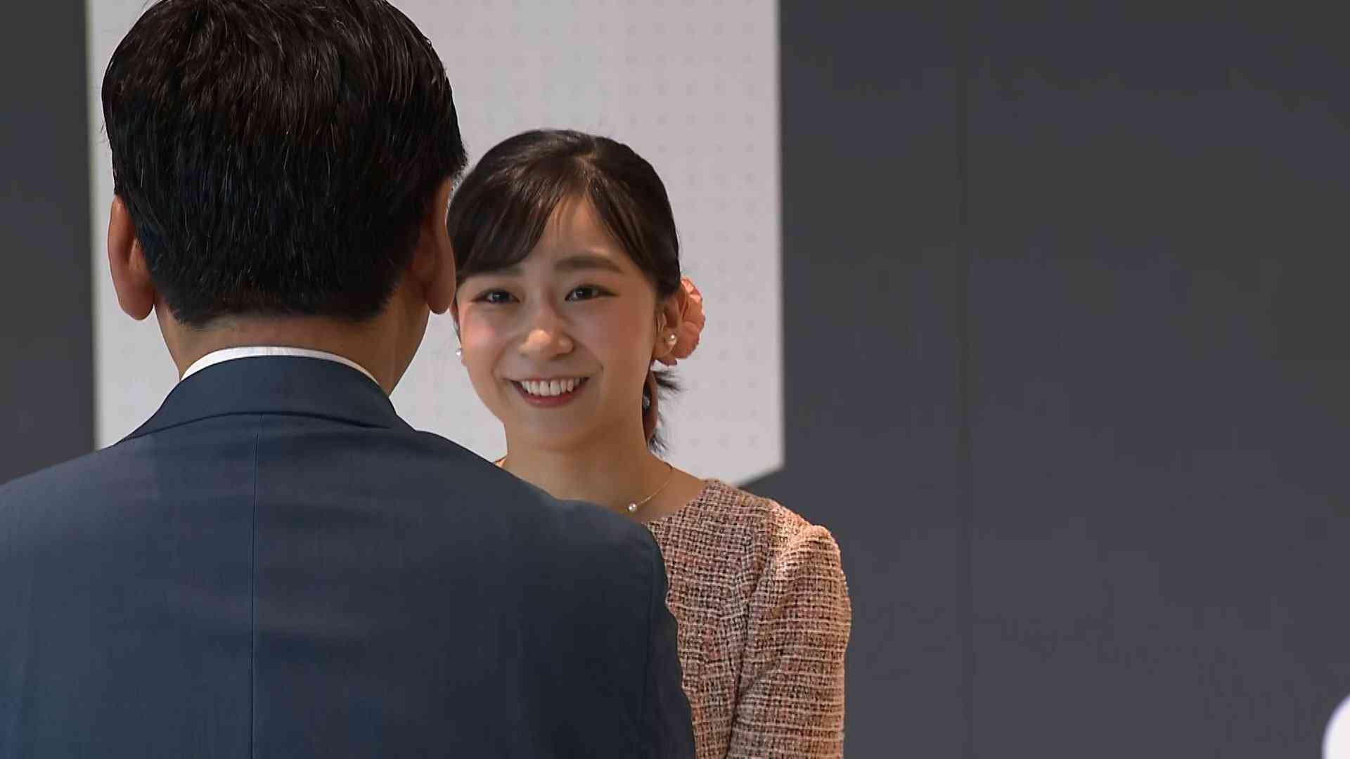 佳子さまが国民スポーツ大会陸上競技を観戦　午後には閉会式で天皇杯・皇后杯授与へ（FNNプライムオンライン（フジテレビ系）） - Yahoo!ニュース