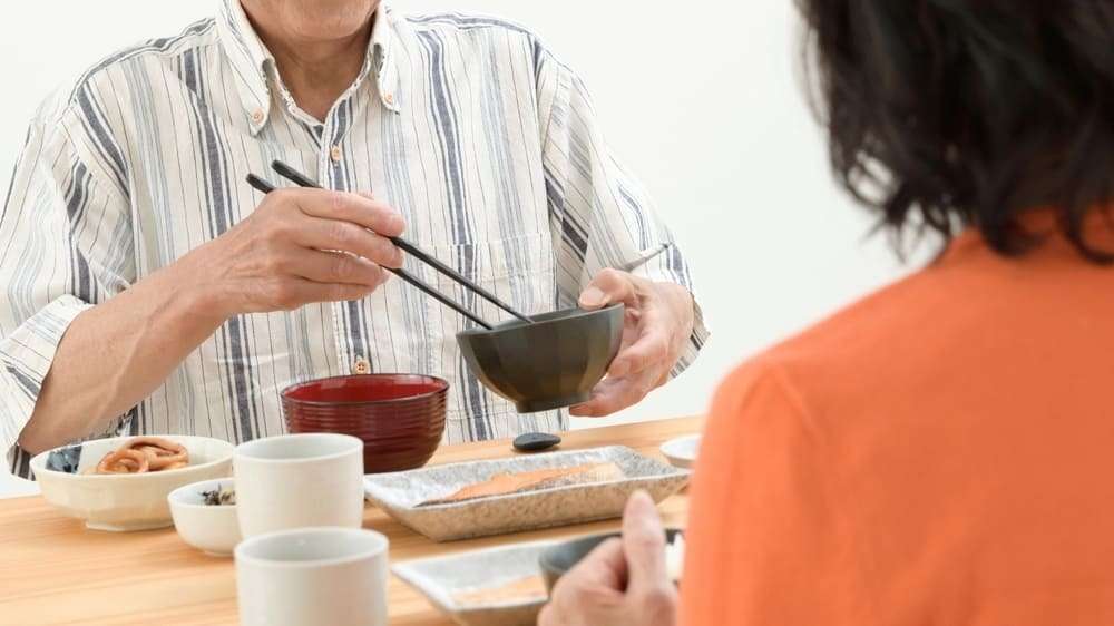 腸年齢が35歳以下だった60代夫婦。二人に共通していたある生活習慣とは？内視鏡専門医「腸内環境は何歳になっても改善できる」 たんぱく質と腸の新常識｜健康｜婦人公論.jp