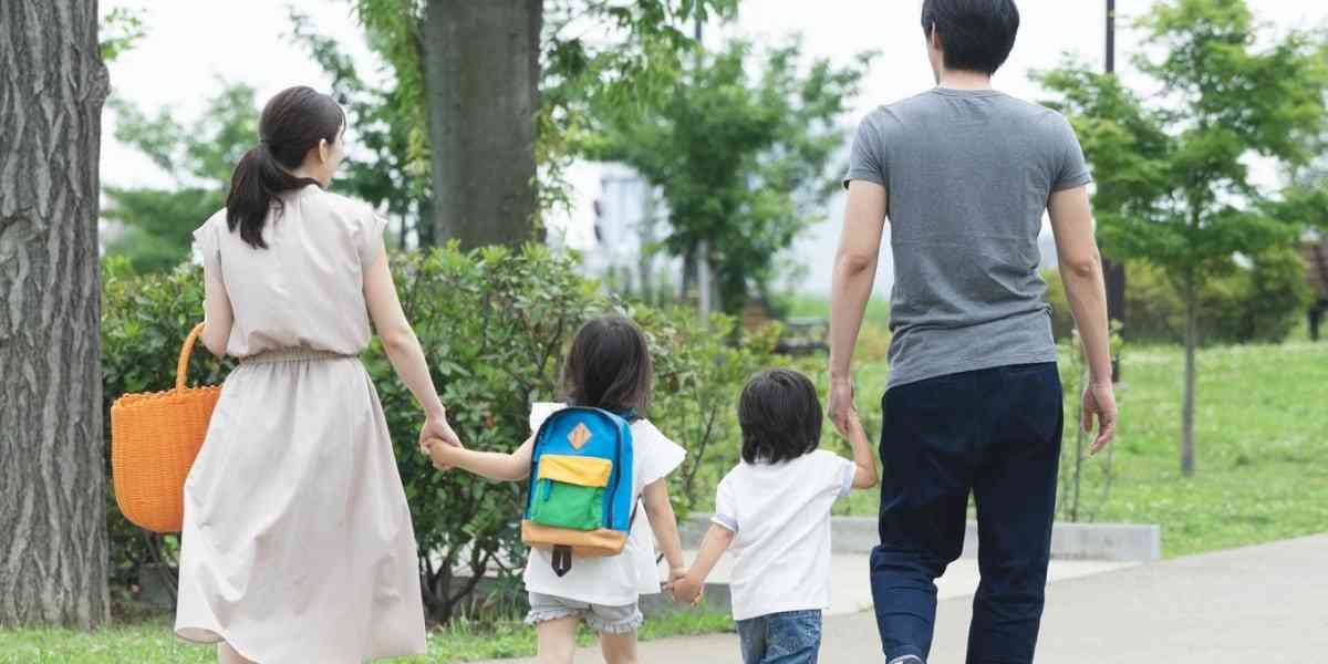有吉弘行さん「盗撮やめて」週刊誌に苦言、芸能人の家族報道をどう考える？　3年前は福山雅治さんも抗議 - 弁護士ドットコム