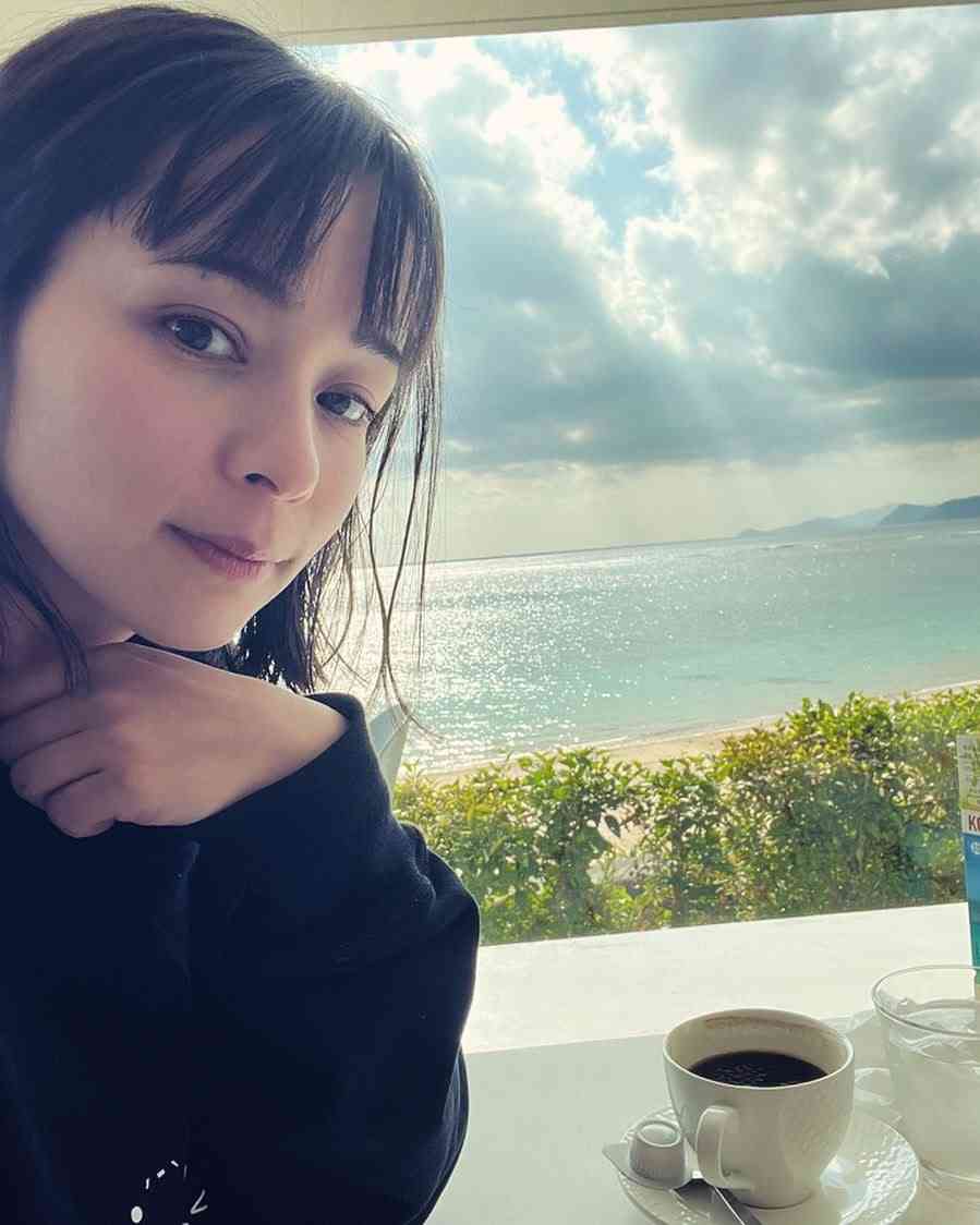 「なんて美しい」美貌健在の加藤ローサ、14年ぶり主演ドラマコメントが“SNS炎上” 真意直撃の回答｜ニュース｜ピンズバNEWS