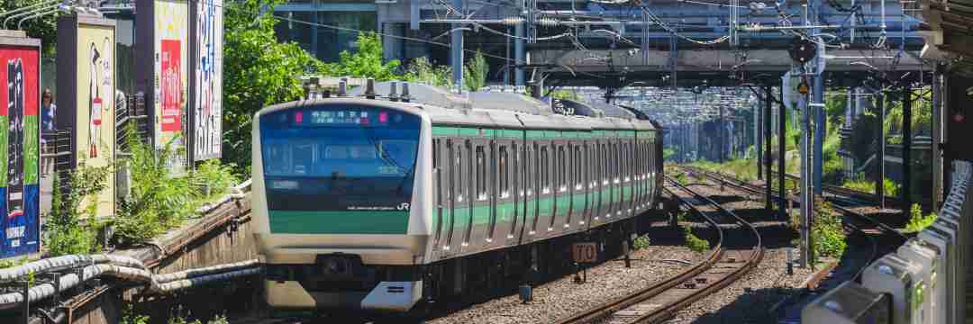 現役鉄道マンも「さすがにうんざりです」《面倒な乗客ワースト10》…5位「時計を設置しろ」、2位「人身事故でタクシー代を請求」を押さえ、1位だった「やりがちな行為」…！（鉄道会社は辞めるな君） | マネー現代 | 講談社