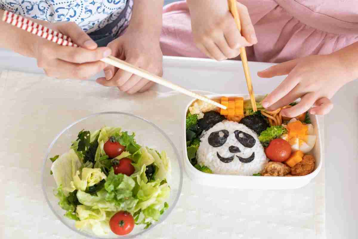 子供が喜ぶ“キャラ弁作り”の落とし穴 自作の冷凍おかず利用は「衛生管理」「温度管理」がずぼらだと食中毒リスクが高まる現実 | マネーポストWEB