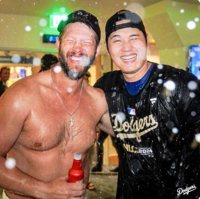 大谷翔平　山本由伸を絶賛「圧倒的なピッチングだった」２度目のシャンパンファイトで喜び爆発　次なる舞台へ「初戦が大事」/大リーグ/デイリースポーツ online