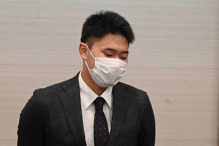 鷹・生海が戦力外に不満露わ「正直怒りが勝ってます」　育成契約打診も「納得いっていない」（Full-Count） - Yahoo!ニュース