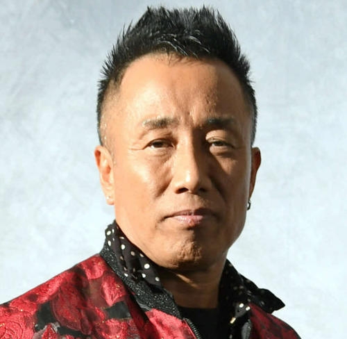 長渕剛「消えてしまえばどんなに楽になれるだろう」ツアーファイナル目前に思いの丈ぶつける - 芸能 : 日刊スポーツ
