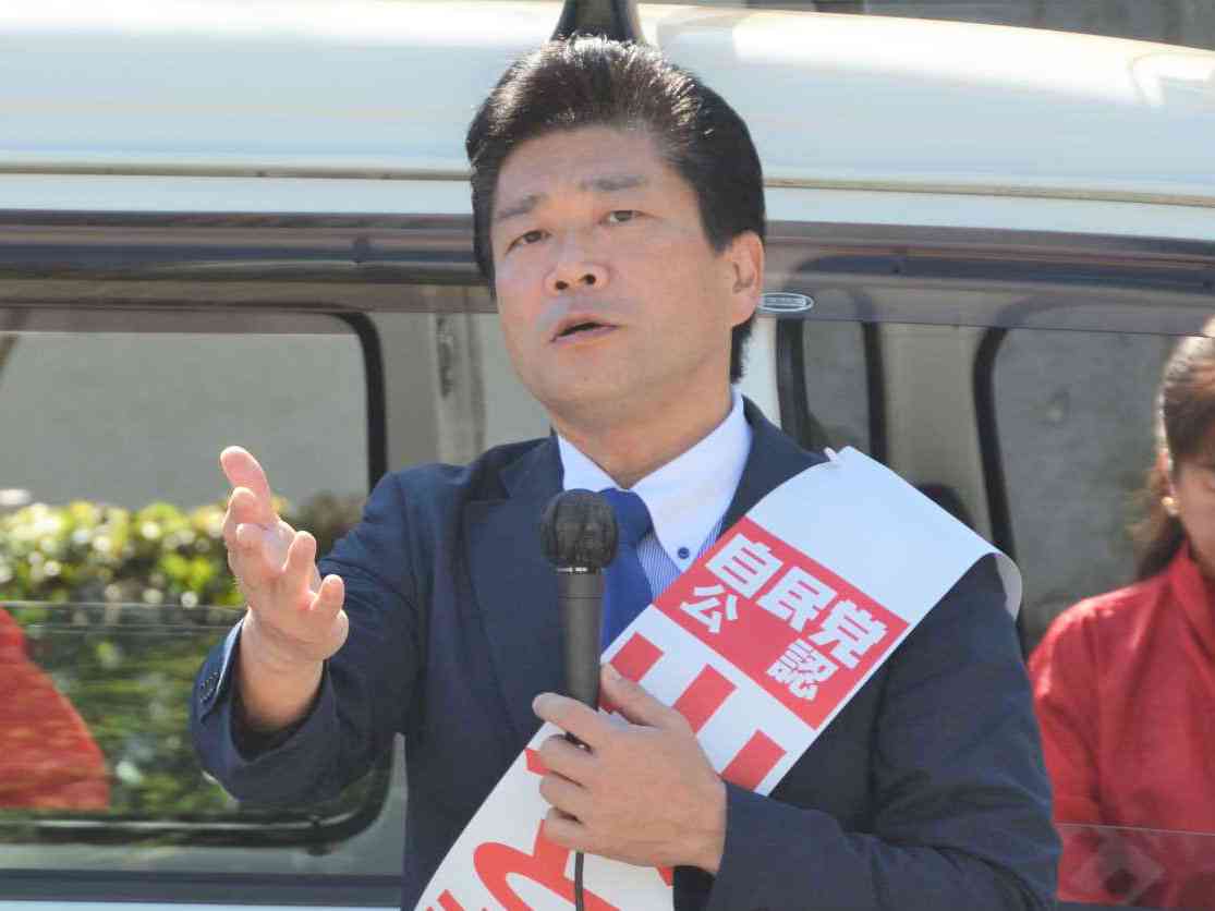 旧統一教会問題で逆風…自民の山本朋広氏と山際大志郎氏、異例の“ステルス作戦” 衆院選・注目区ルポ
