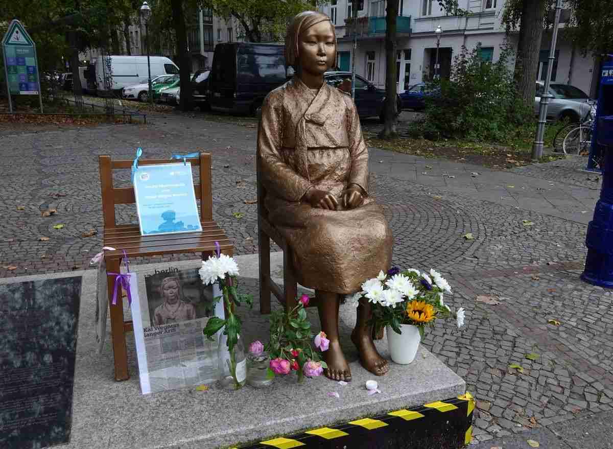 ベルリン慰安婦像　韓国系団体が区の撤去命令に差し止め請求で提訴　今月末の期限前に（産経新聞） - Yahoo!ニュース