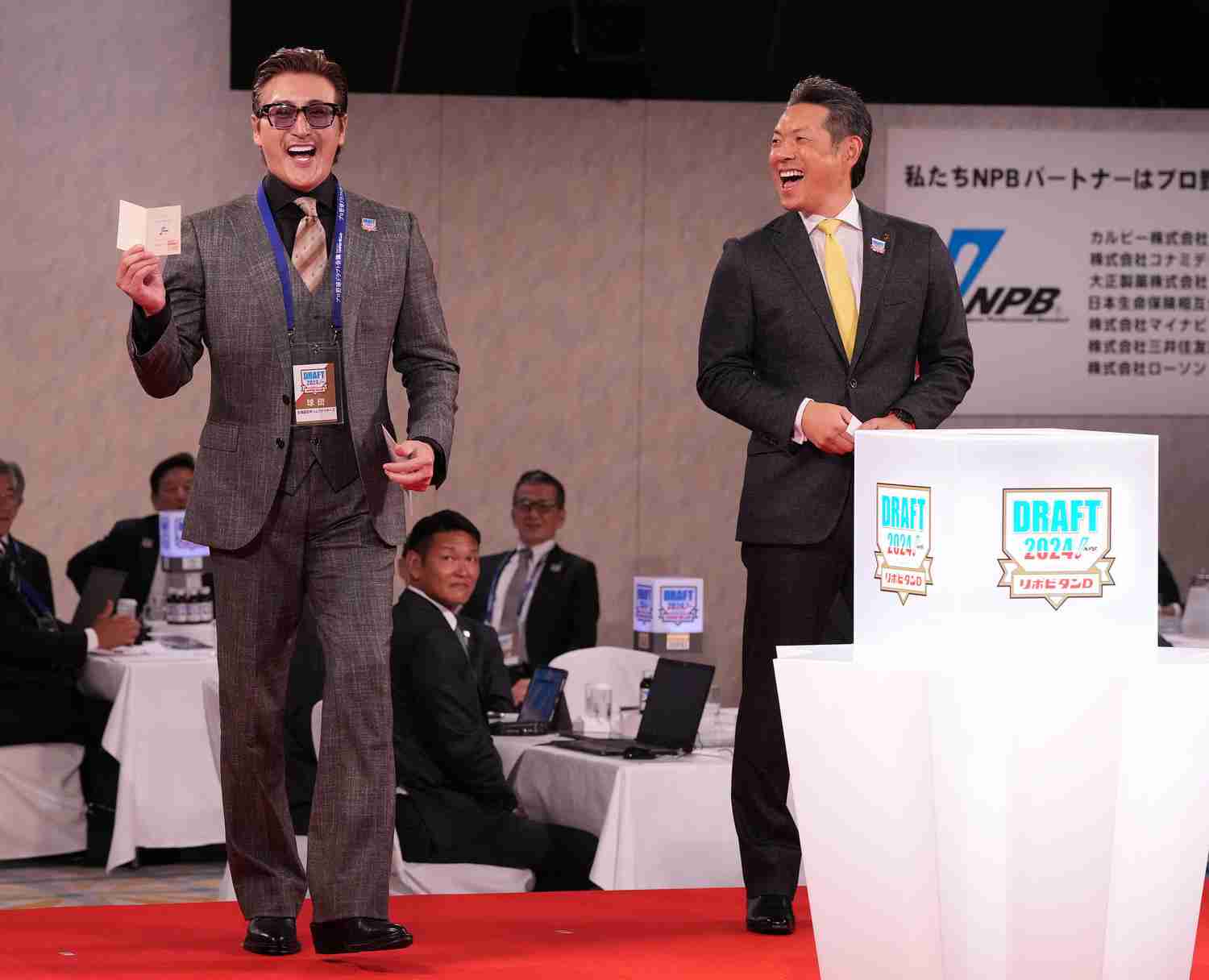 【日本ハム】新庄監督来季続投表明「吉村さんの言葉は絶対」福岡大大濠・柴田と交渉権「シャー」（日刊スポーツ） - Yahoo!ニュース