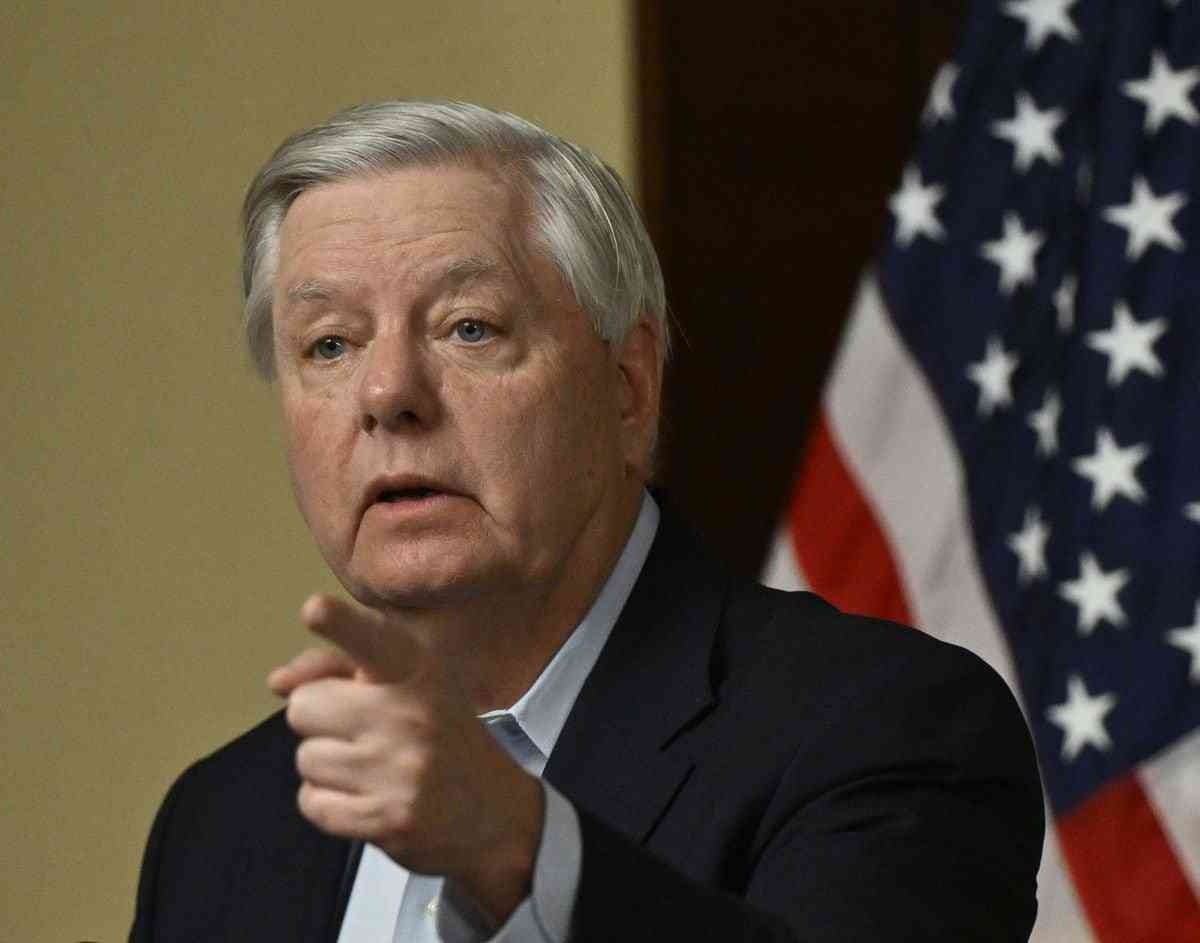 米上院議員、また原爆正当化「われわれが原爆を投下して戦争を終わらせたように、イスラエルも何でもすべき」