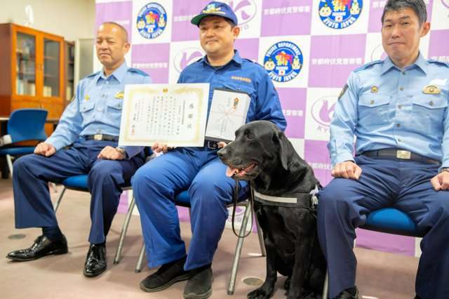 30分前まで食事…行方不明に　におい嗅ぎ、1時間で見つけた警察犬