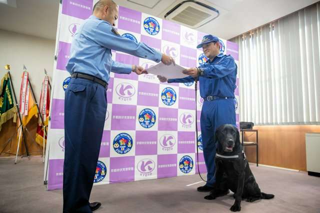30分前まで食事…行方不明に　におい嗅ぎ、1時間で見つけた警察犬
