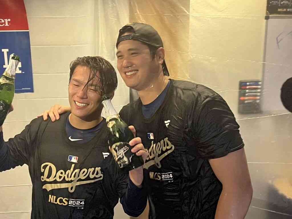 大谷翔平　山本由伸を絶賛「圧倒的なピッチングだった」2度目のシャンパンファイトで喜び爆発　次なる舞台へ「初戦が大事」