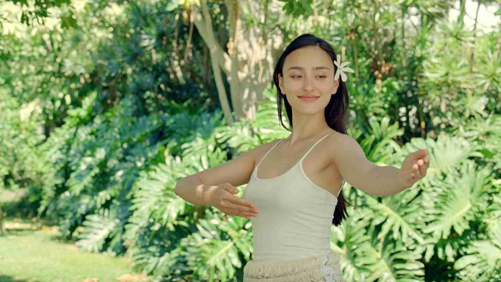 「ソイカラ」新CMで大豆の美ヘルシー感アピール！新キャスト草刈民代さん・長谷川潤さんが得意のダンスを披露！― TVCM「バレエと大豆＆フラと大豆」篇、5月18日(土)から全国で放映開始 ―｜大塚製薬株式会社のプレスリリース