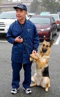 30分前まで食事…行方不明に　におい嗅ぎ、1時間で見つけた警察犬
