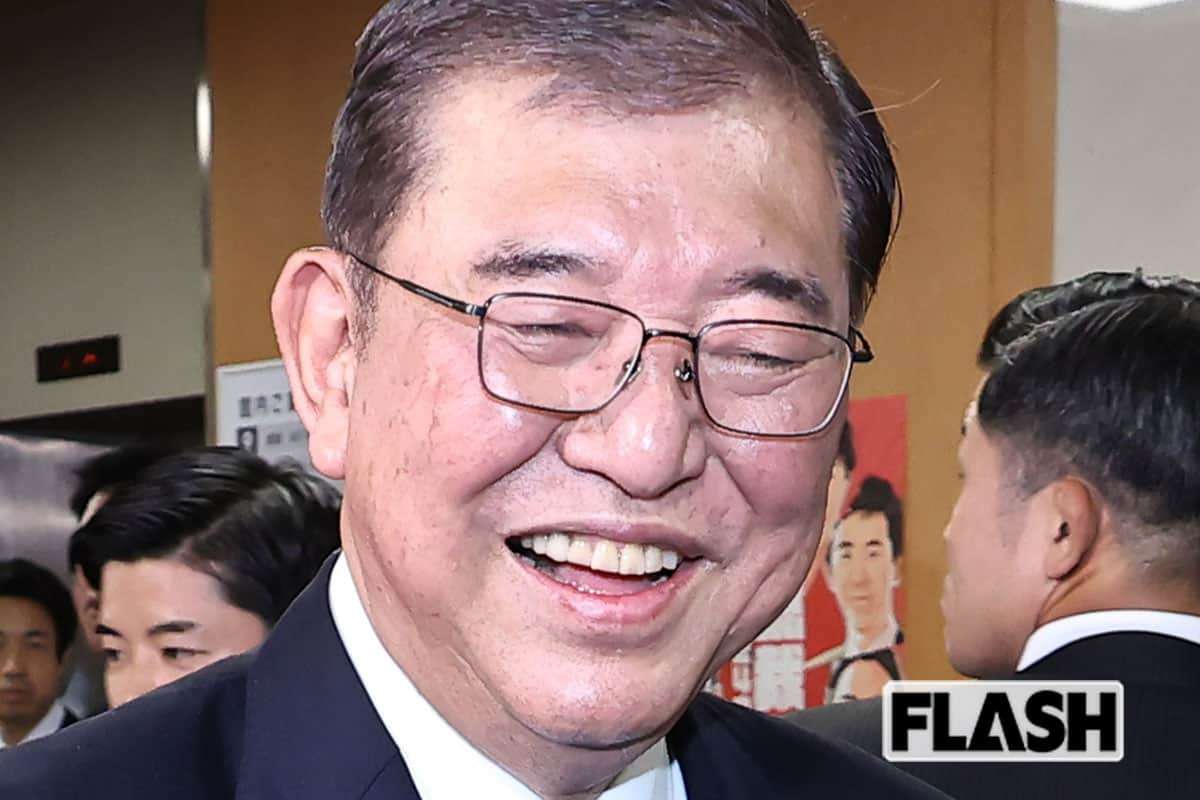 愛妻家の石破茂首相“銀座高級クラブ通い”の意外な素顔「みんなホステスと飲むために来る」なじみの店での“特殊すぎる飲み方” | Smart FLASH/スマフラ[光文社週刊誌]