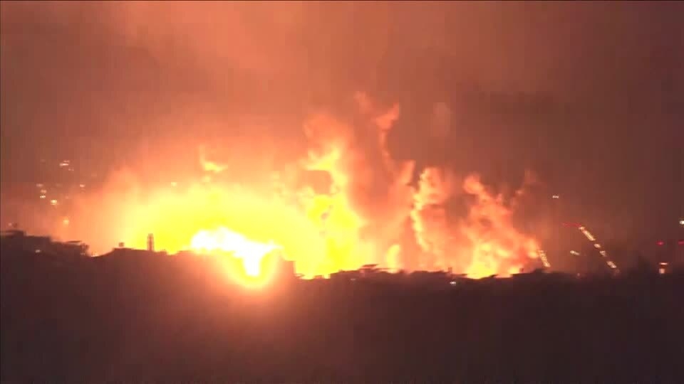 レバノン首都の空港付近で大きな爆発、民間機が着陸したわずか数分後（ロイター） - Yahoo!ニュース