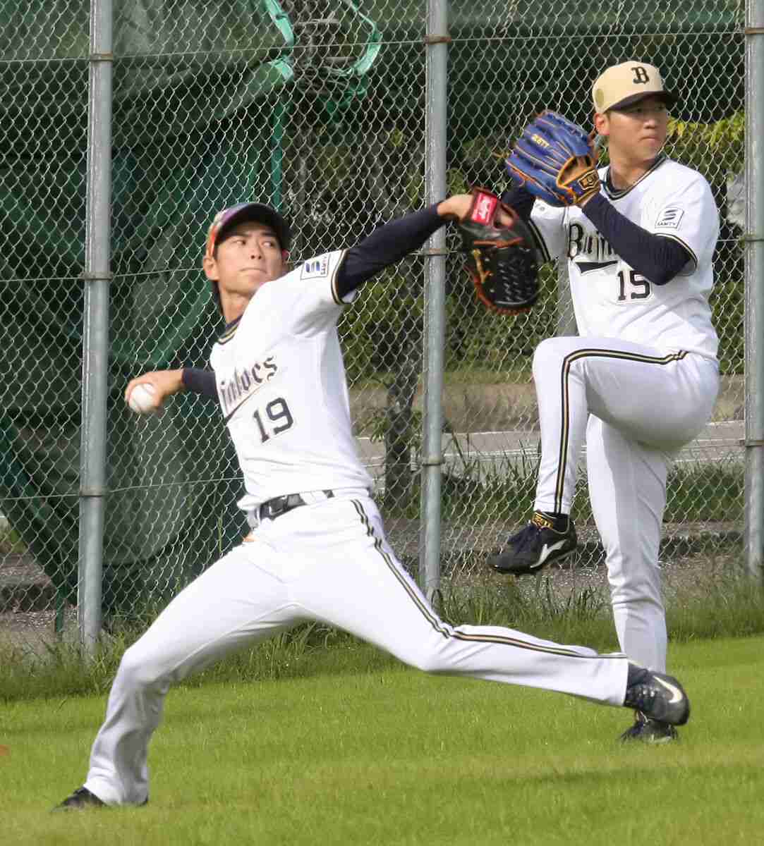 【オリックス】山岡泰輔「期待に応えたい。タイトルを狙うぐらい、高い目標を持って取り組む」来季はリリーフ専任 - スポーツ報知