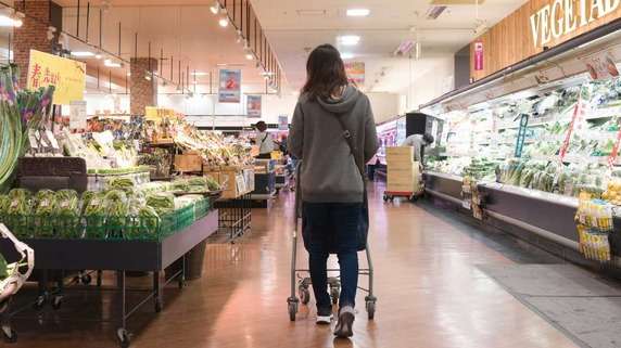 「お金がなくて子どもは考えられない」…平均年収「460万円」だが、「もっと少ない」日本人の辛い現実 | ゴールドオンライン
